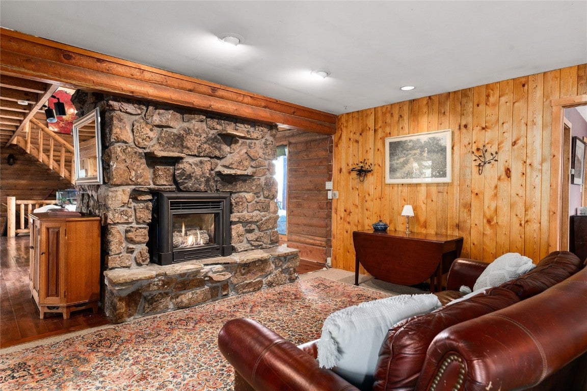 Steamboat Springs, Colorado, 80487, United States, 5 Bedrooms Bedrooms, ,4 BathroomsBathrooms,Residential,Active,1876872