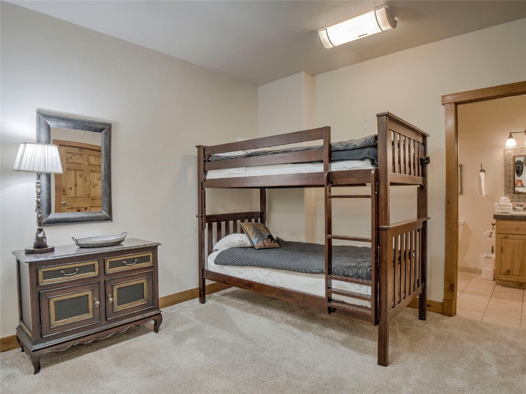 Silverthorne, Colorado, 80498, United States, 5 Bedrooms Bedrooms, ,4 BathroomsBathrooms,Residential,Active,1969634