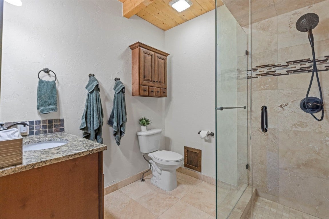 Silverthorne, Colorado, 80498, United States, 6 Bedrooms Bedrooms, ,6 BathroomsBathrooms,Residential,Active,1702665