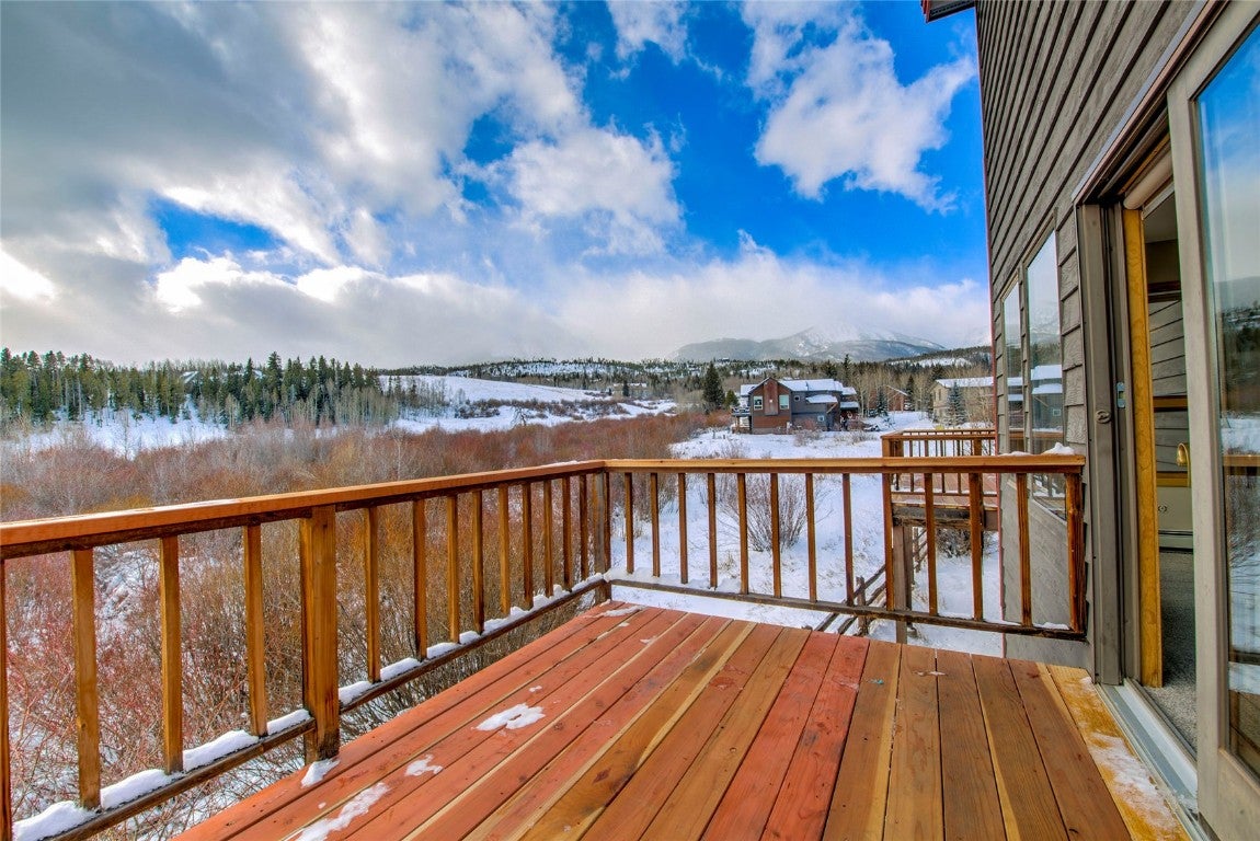 Silverthorne, Colorado, 80498, United States, 5 Bedrooms Bedrooms, ,4 BathroomsBathrooms,Residential,Active,2002610