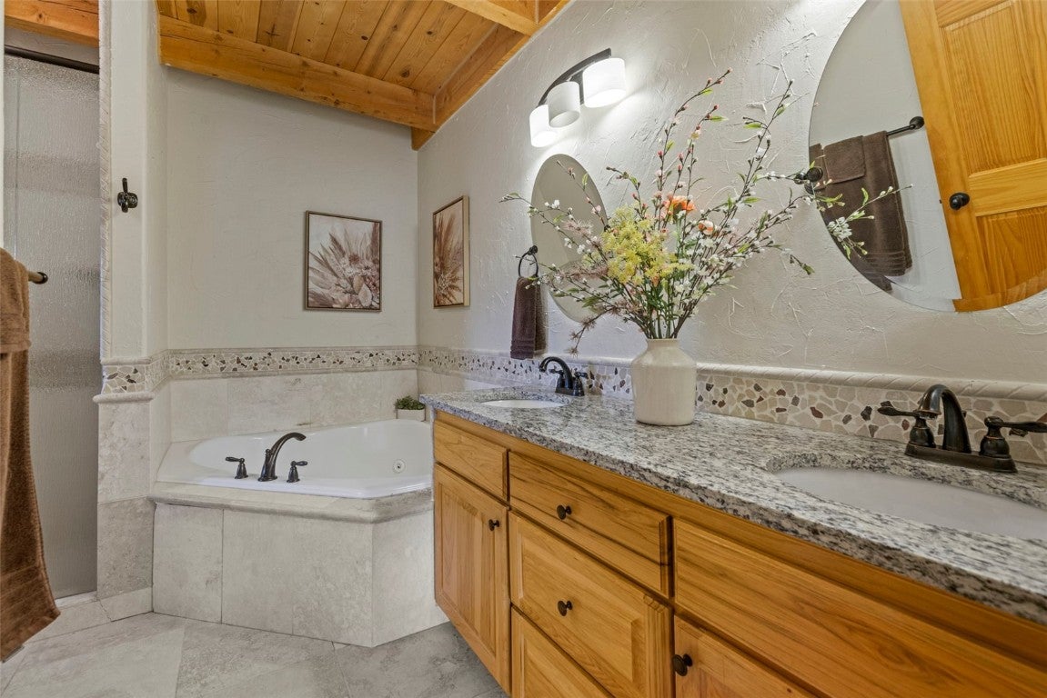 Silverthorne, Colorado, 80498, United States, 6 Bedrooms Bedrooms, ,6 BathroomsBathrooms,Residential,Active,1702665