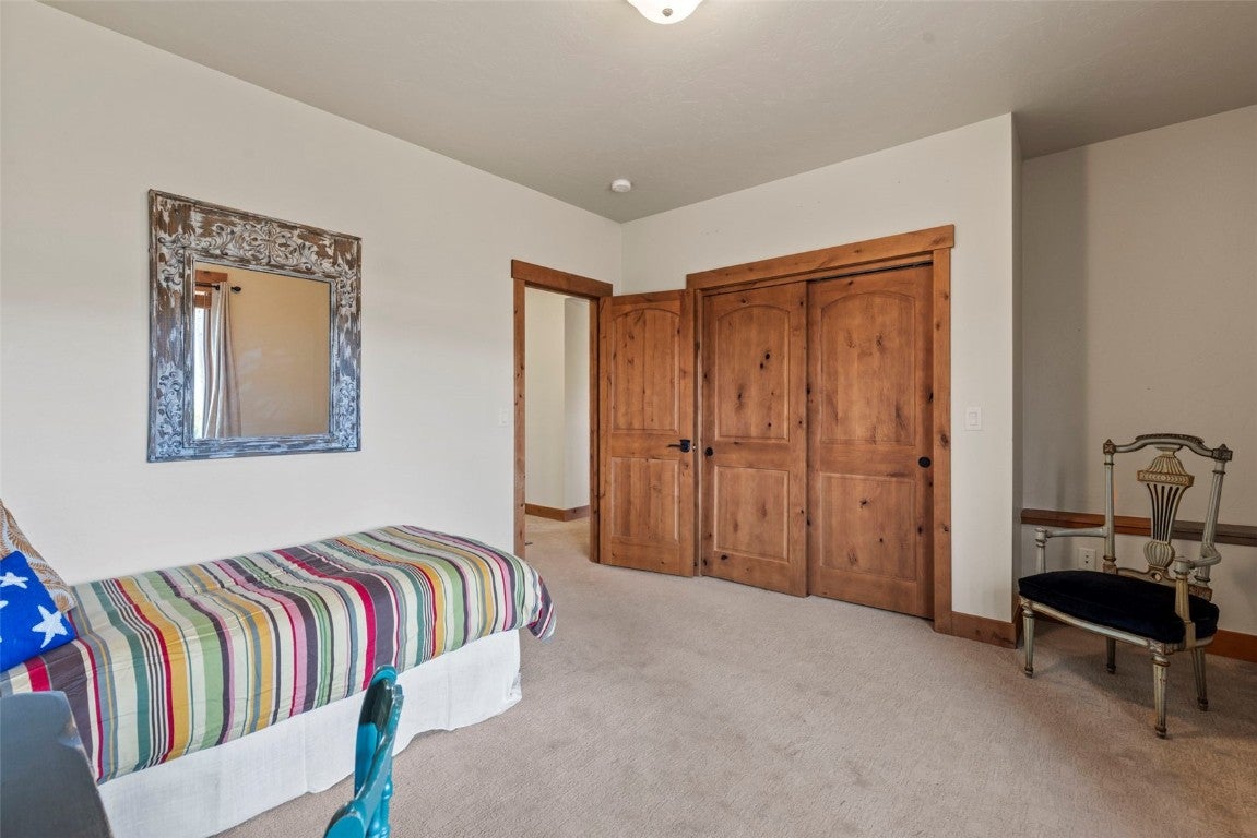 Dillon, Colorado, 80435, United States, 4 Bedrooms Bedrooms, ,5 BathroomsBathrooms,Residential,Active,1825073