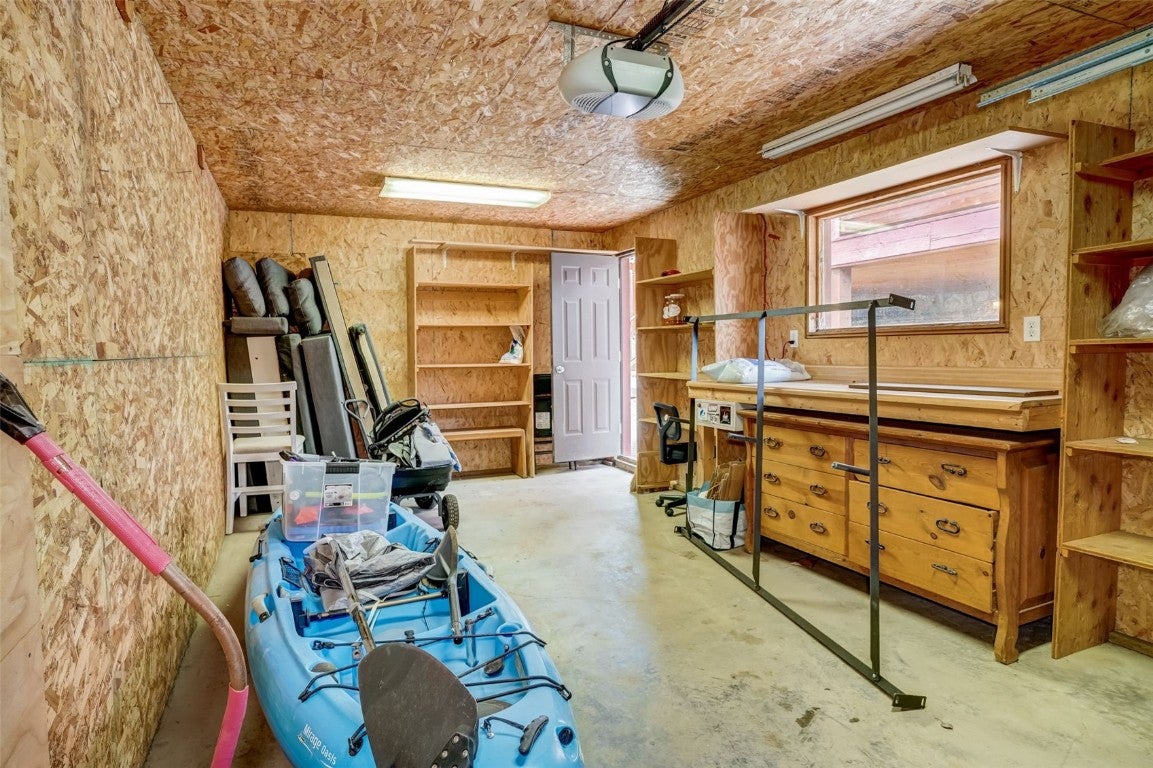 Dillon, Colorado, 80435, United States, 6 Bedrooms Bedrooms, ,6 BathroomsBathrooms,Residential,Active,2007105