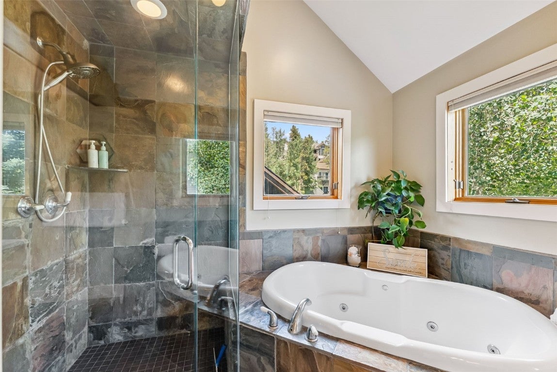 Dillon, Colorado, 80435, United States, 4 Bedrooms Bedrooms, ,3 BathroomsBathrooms,Residential,Active,1886797