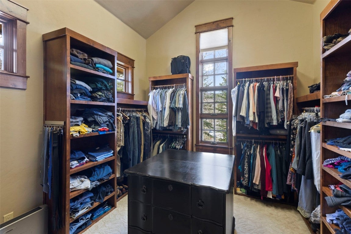 Silverthorne, Colorado, 80498, United States, 4 Bedrooms Bedrooms, ,4 BathroomsBathrooms,Residential,Active,1798243