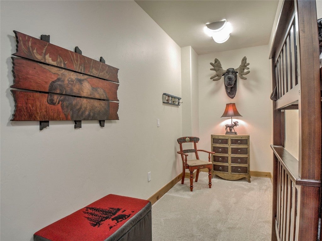 Silverthorne, Colorado, 80498, United States, 5 Bedrooms Bedrooms, ,4 BathroomsBathrooms,Residential,Active,1969634