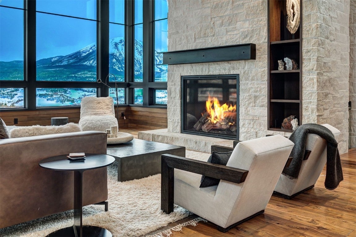 Silverthorne, Colorado, 80498, United States, ,7 BathroomsBathrooms,Residential,Active,1756445