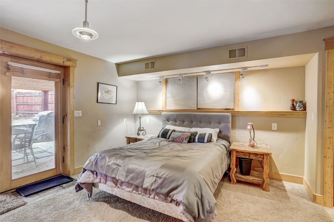 Dillon, Colorado, 80435, United States, 6 Bedrooms Bedrooms, ,6 BathroomsBathrooms,Residential,Active,2007105