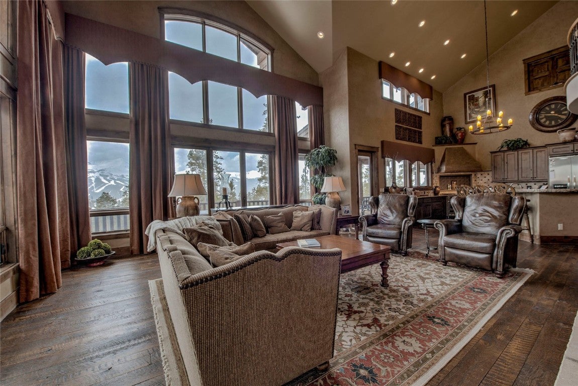Breckenridge, Colorado, 80424, United States, 4 Bedrooms Bedrooms, ,5 BathroomsBathrooms,Residential,Active,1748737