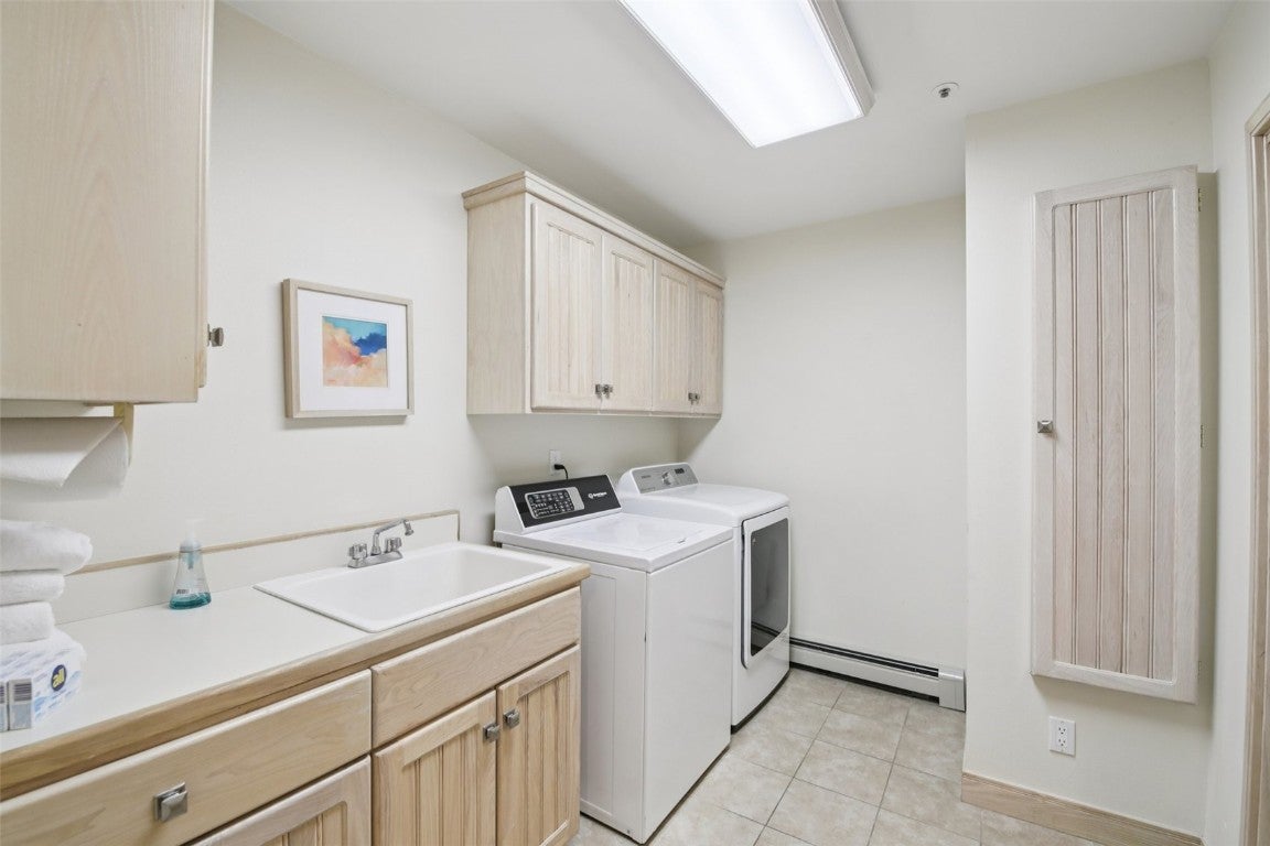 Breckenridge, Colorado, 80424, United States, 5 Bedrooms Bedrooms, ,6 BathroomsBathrooms,Residential,Active,2007248