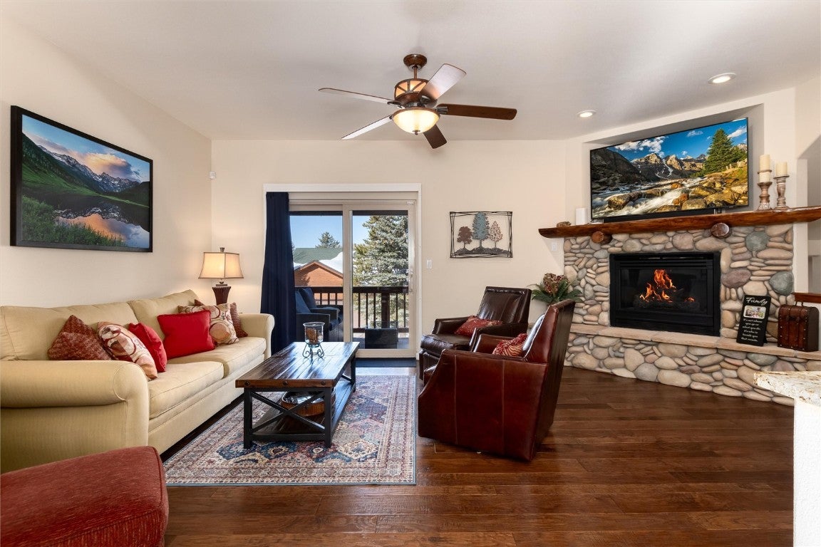 Dillon, Colorado, 80435, United States, 2 Bedrooms Bedrooms, ,3 BathroomsBathrooms,Residential,Active,1703841