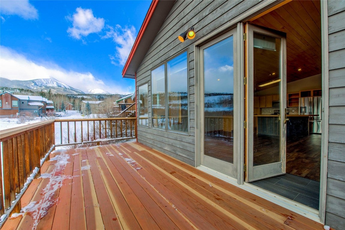 Silverthorne, Colorado, 80498, United States, 5 Bedrooms Bedrooms, ,4 BathroomsBathrooms,Residential,Active,2002610