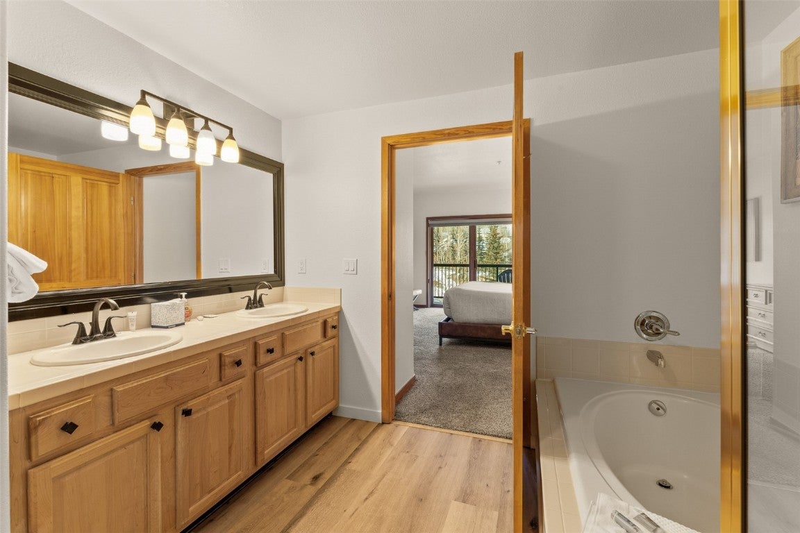 Keystone, Colorado, 80435, United States, 4 Bedrooms Bedrooms, ,4 BathroomsBathrooms,Residential,Active,1884906