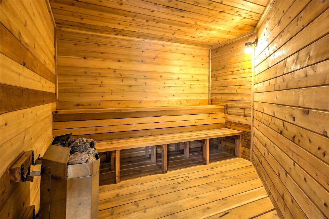 Frisco, Colorado, 80443, United States, ,5 BathroomsBathrooms,Residential,Active,1798041