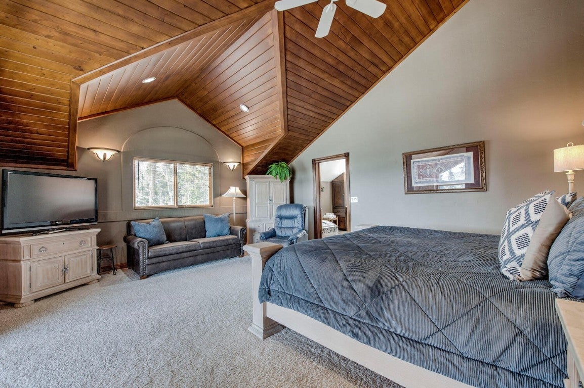 Breckenridge, Colorado, 80424, United States, 6 Bedrooms Bedrooms, ,6 BathroomsBathrooms,Residential,Active,1825078