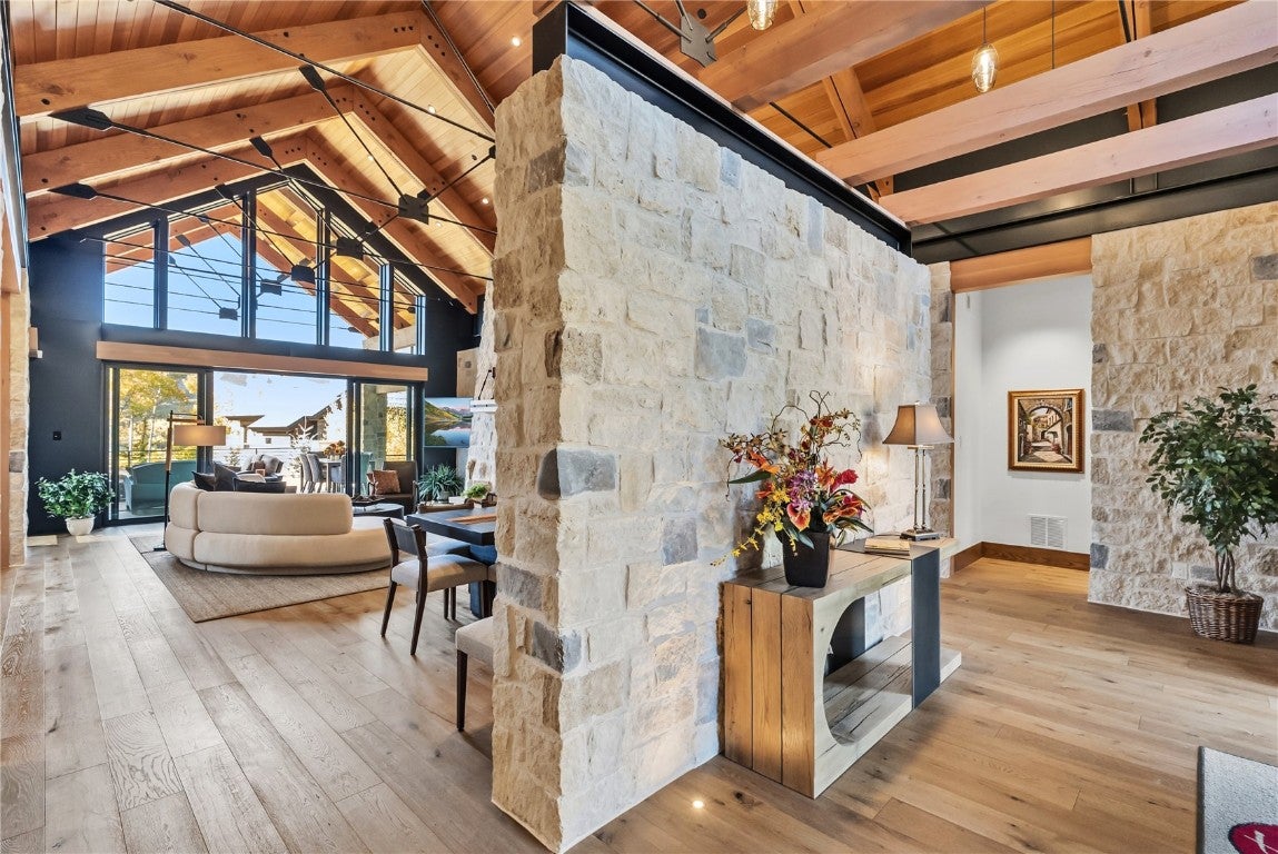 Silverthorne, Colorado, 80498, United States, 5 Bedrooms Bedrooms, ,7 BathroomsBathrooms,Residential,Active,1965822