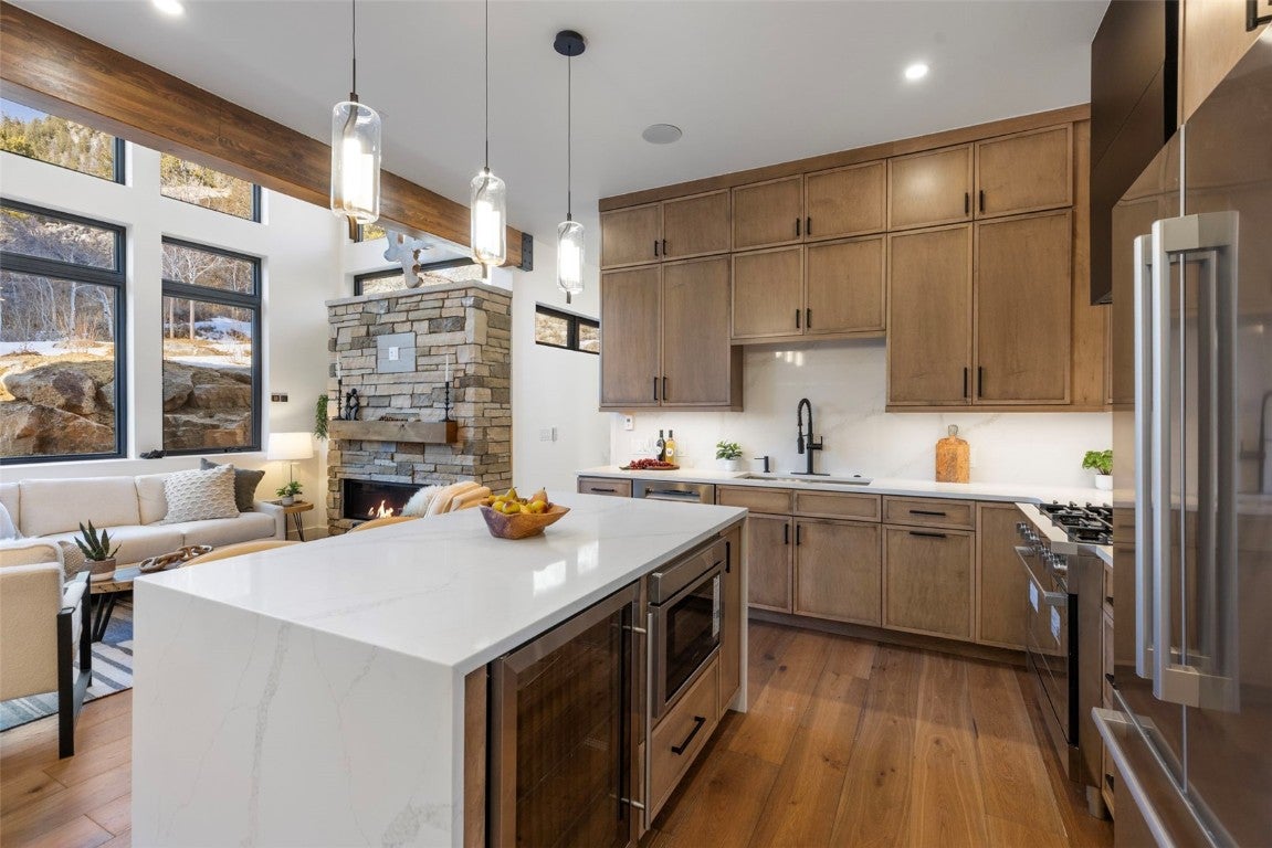 Frisco, Colorado, 80443, United States, 3 Bedrooms Bedrooms, ,4 BathroomsBathrooms,Residential,Active,2006995