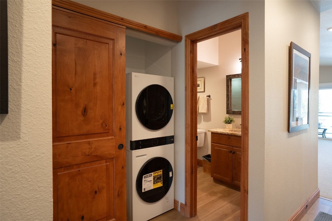 Dillon, Colorado, 80435, United States, 2 Bedrooms Bedrooms, ,2 BathroomsBathrooms,Residential,Active,1992223