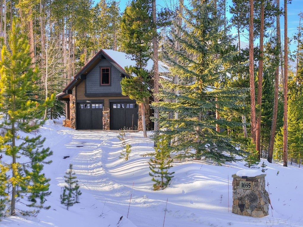 Breckenridge, Colorado, 80424, United States, 4 Bedrooms Bedrooms, ,5 BathroomsBathrooms,Residential,Active,2007239