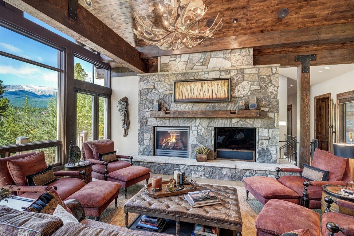 Breckenridge, Colorado, 80424, United States, 5 Bedrooms Bedrooms, ,7 BathroomsBathrooms,Residential,Active,1954012