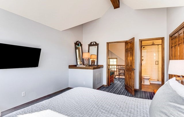 Breckenridge, Colorado, 80424, United States, 3 Bedrooms Bedrooms, ,3 BathroomsBathrooms,Residential,Active,1946314