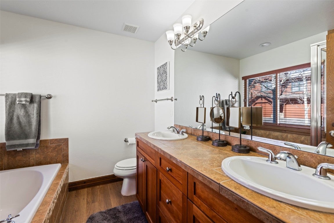 Breckenridge, Colorado, 80424, United States, 4 Bedrooms Bedrooms, ,4 BathroomsBathrooms,Residential,Active,1797967