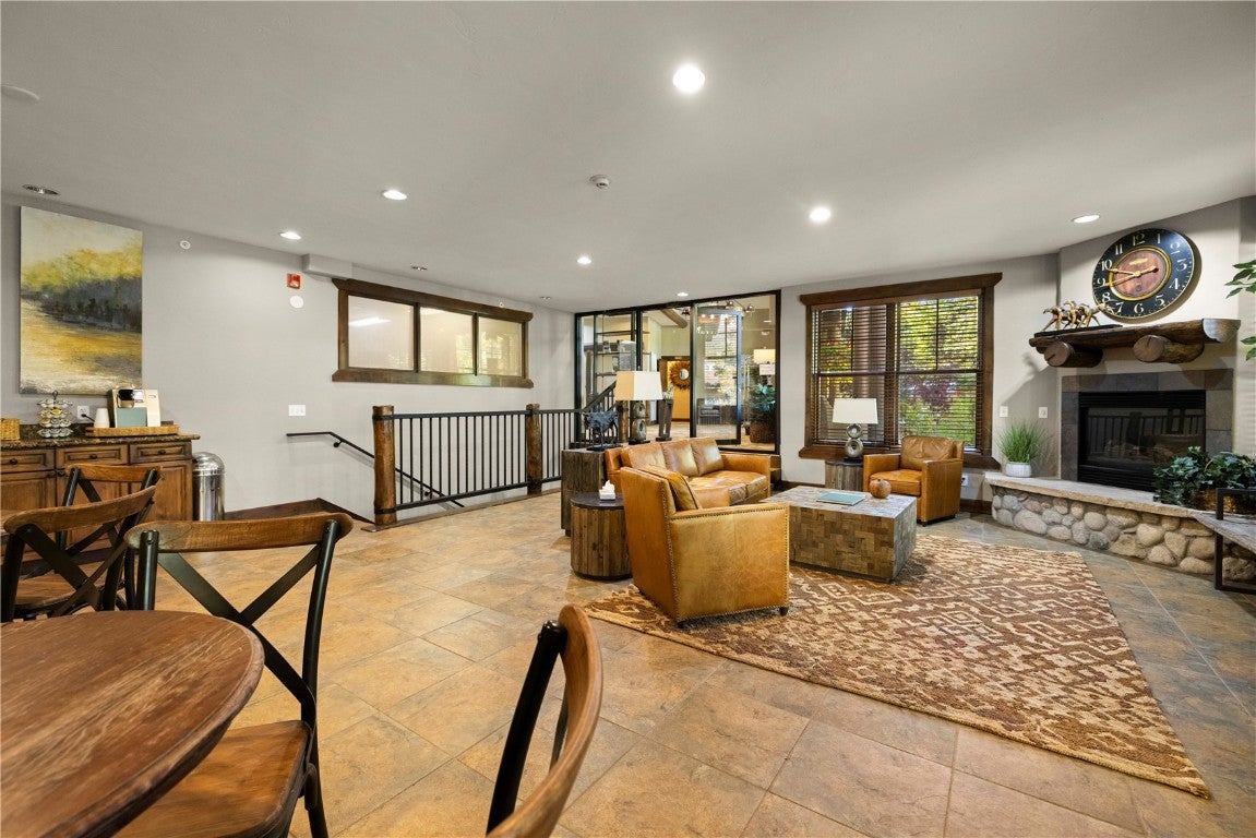 Breckenridge, Colorado, 80424, United States, 3 Bedrooms Bedrooms, ,3 BathroomsBathrooms,Residential,Active,1946314