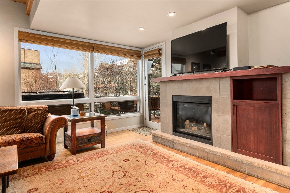 Steamboat Springs, Colorado, 80487, United States, 4 Bedrooms Bedrooms, ,4 BathroomsBathrooms,Residential,Active,1986903