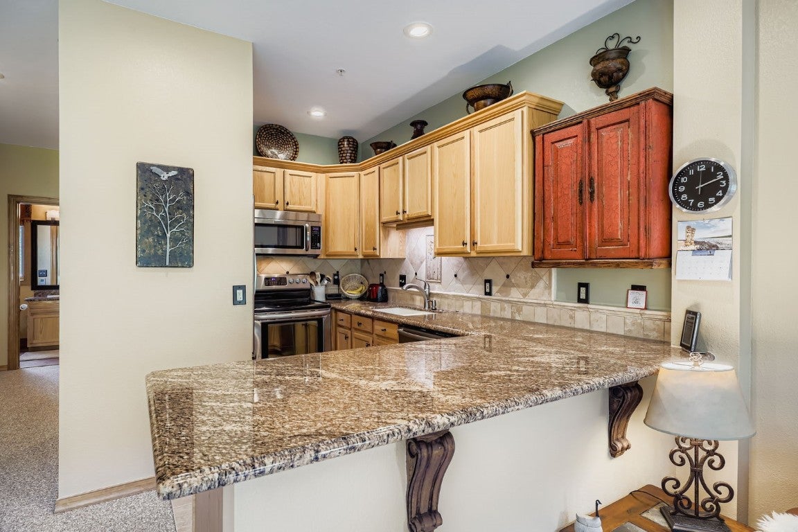 Copper Mountain, Colorado, 80443, United States, 3 Bedrooms Bedrooms, ,4 BathroomsBathrooms,Residential,Active,1912807