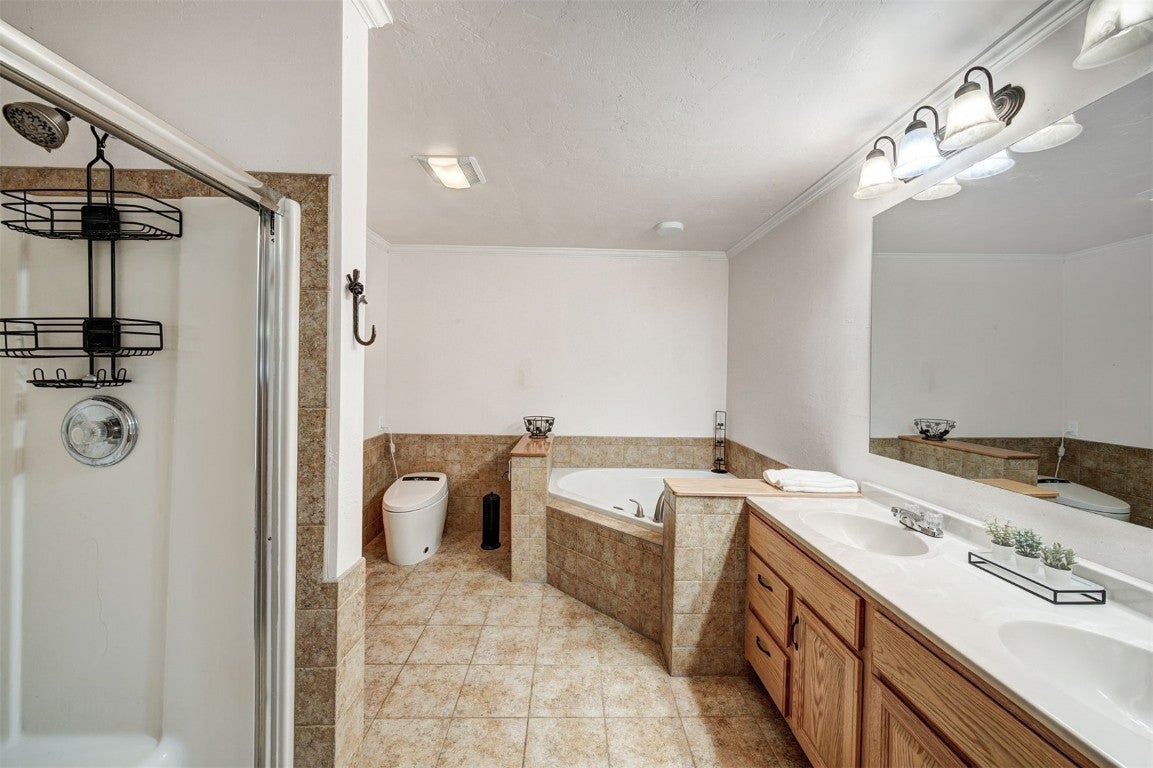 Blue River, Colorado, 80424, United States, 6 Bedrooms Bedrooms, ,5 BathroomsBathrooms,Residential,Active,1863280