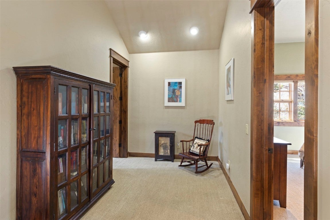 Silverthorne, Colorado, 80498, United States, 4 Bedrooms Bedrooms, ,4 BathroomsBathrooms,Residential,Active,1798243