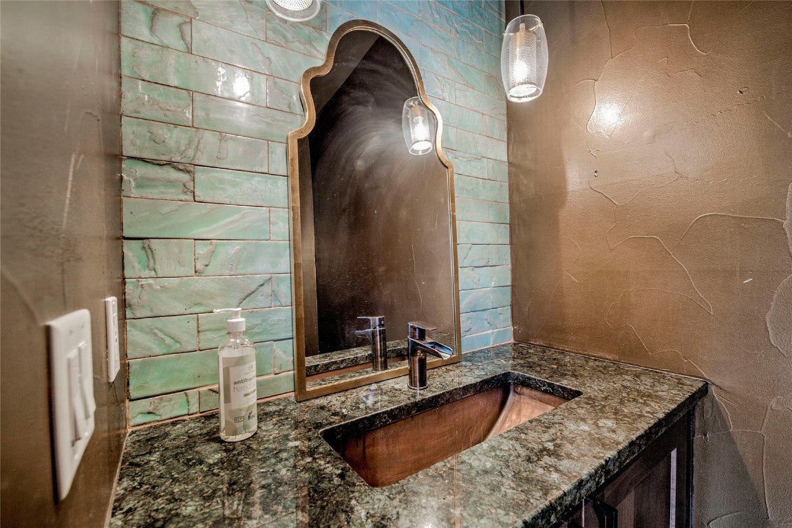 Silverthorne, Colorado, 80498, United States, 3 Bedrooms Bedrooms, ,4 BathroomsBathrooms,Residential,Active,2012473