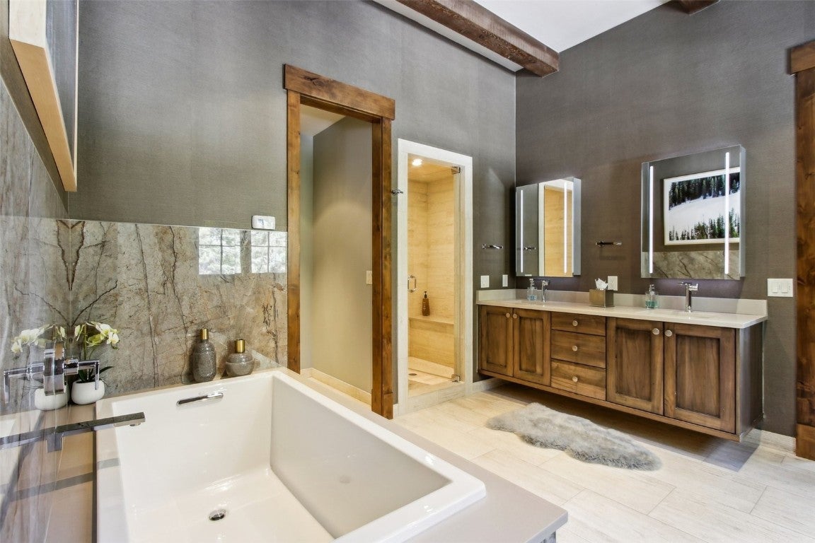 Breckenridge, Colorado, 80424, United States, ,5 BathroomsBathrooms,Residential,Active,1738241