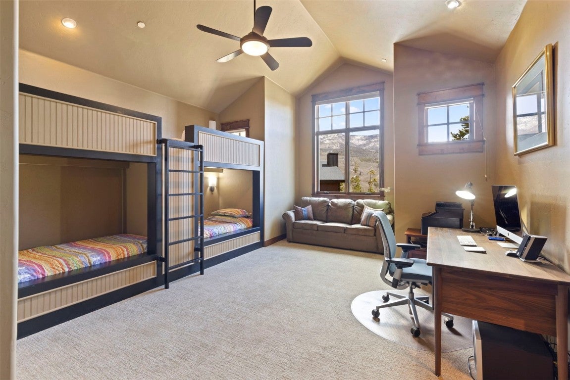 Silverthorne, Colorado, 80498, United States, 4 Bedrooms Bedrooms, ,4 BathroomsBathrooms,Residential,Active,1798243