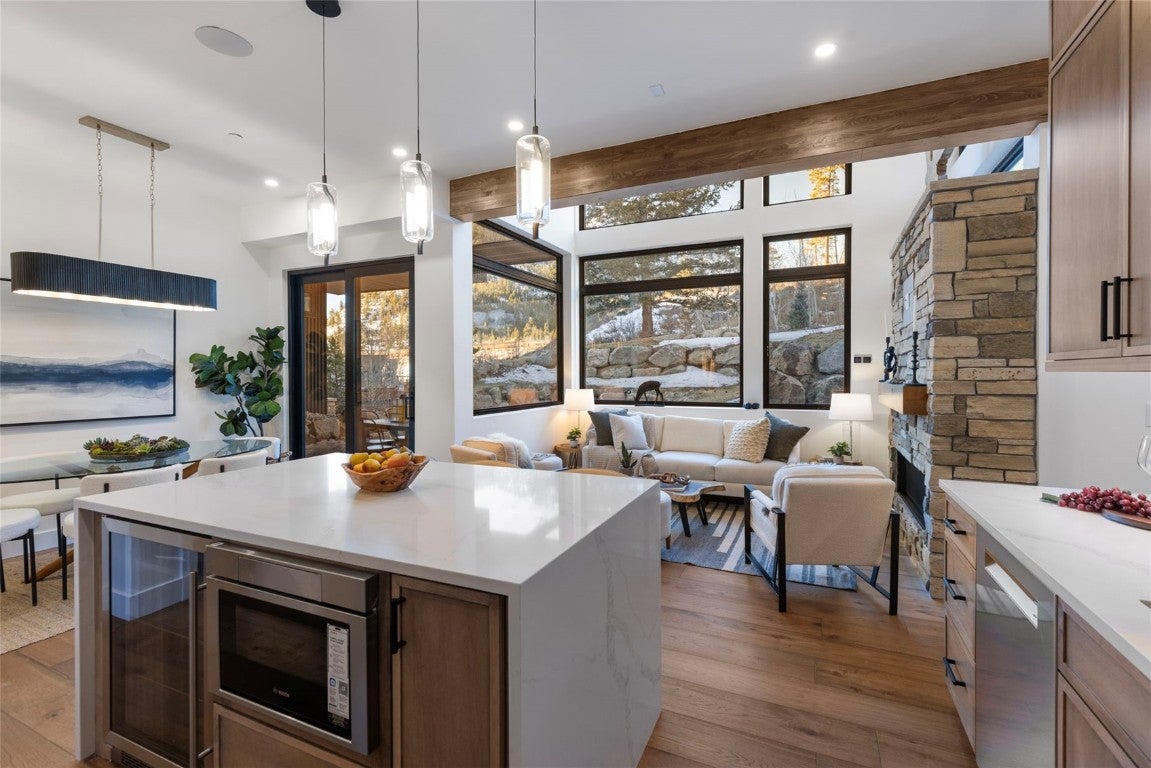 Frisco, Colorado, 80443, United States, 2 Bedrooms Bedrooms, ,3 BathroomsBathrooms,Residential,Active,2006910