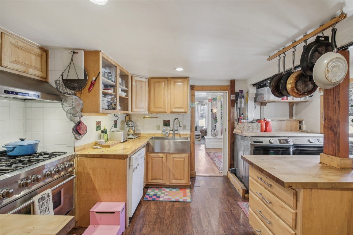 Breckenridge, Colorado, 80424, United States, 11 Bedrooms Bedrooms, ,8 BathroomsBathrooms,Residential,Active,1941362