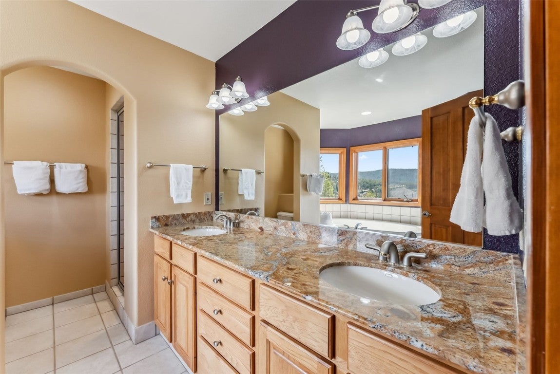 Breckenridge, Colorado, 80424, United States, 3 Bedrooms Bedrooms, ,4 BathroomsBathrooms,Residential,Active,1824027