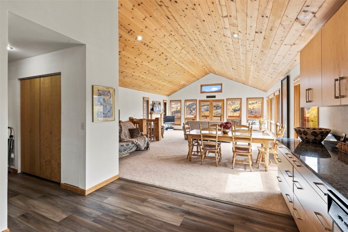 Silverthorne, Colorado, 80498, United States, 3 Bedrooms Bedrooms, ,3 BathroomsBathrooms,Residential,Active,1952609