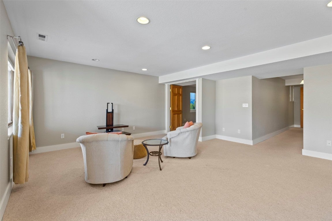 Dillon, Colorado, 80435, United States, 4 Bedrooms Bedrooms, ,4 BathroomsBathrooms,Residential,Active,2007282