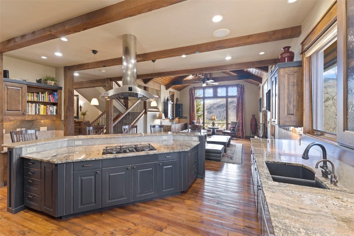 Silverthorne, Colorado, 80498, United States, 4 Bedrooms Bedrooms, ,4 BathroomsBathrooms,Residential,Active,1798243