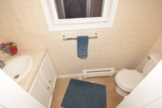 East Hampton, New York, 11937, United States, 5 Bedrooms Bedrooms, ,4 BathroomsBathrooms,Residential,Active,1961929