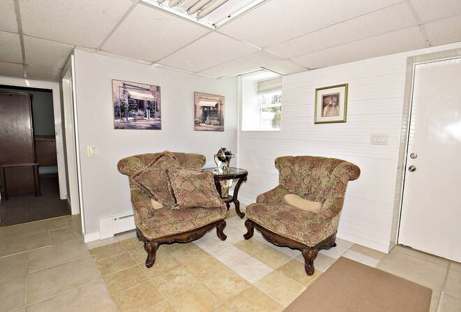 East Hampton, New York, 11937, United States, 5 Bedrooms Bedrooms, ,4 BathroomsBathrooms,Residential,Active,1961929