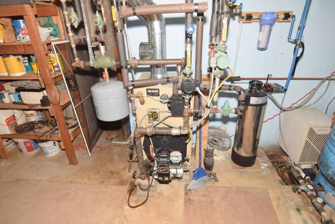 East Hampton, New York, 11937, United States, 5 Bedrooms Bedrooms, ,4 BathroomsBathrooms,Residential,Active,1961929