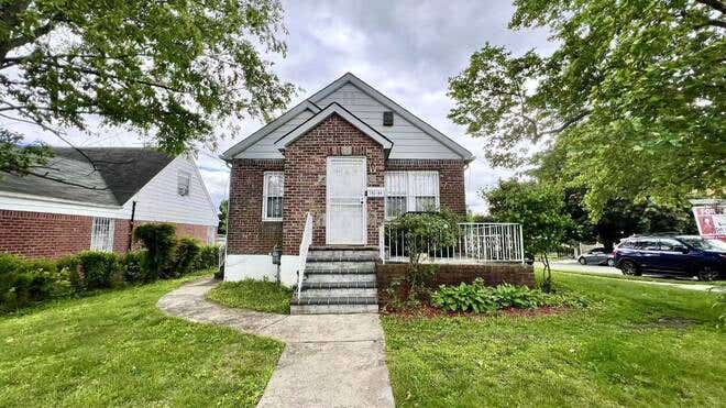 19204 48th Ave  