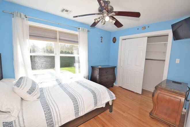 East Hampton, New York, 11937, United States, 5 Bedrooms Bedrooms, ,4 BathroomsBathrooms,Residential,Active,1961929