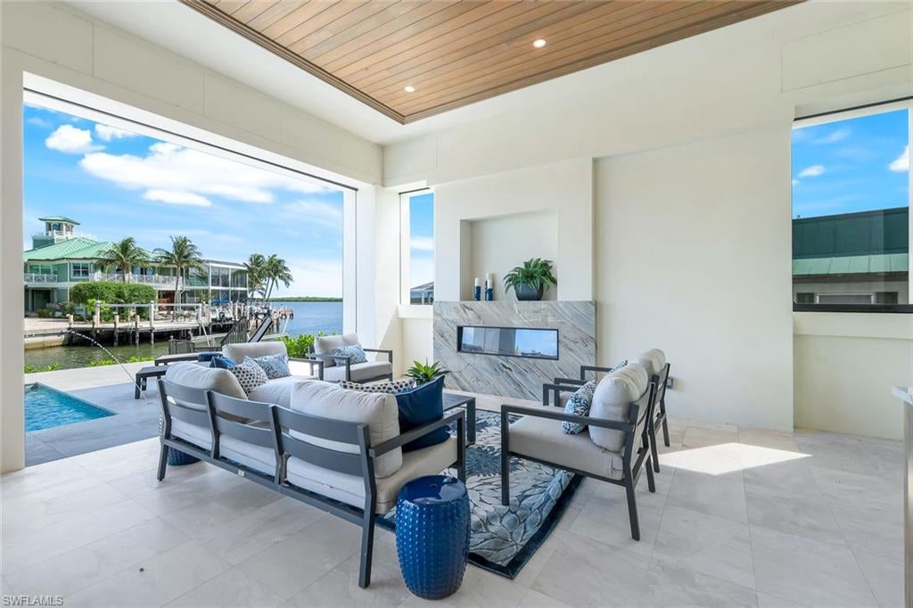 Marco Island, Florida, 34145, United States, 5 Bedrooms Bedrooms, ,6 BathroomsBathrooms,Residential,Active,1898031