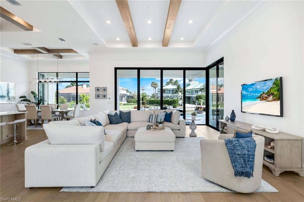 Marco Island, Florida, 34145, United States, 5 Bedrooms Bedrooms, ,6 BathroomsBathrooms,Residential,Active,1898031