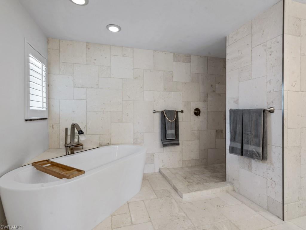 Marco Island, Florida, 34145, United States, 4 Bedrooms Bedrooms, ,4 BathroomsBathrooms,Residential,Active,1892436