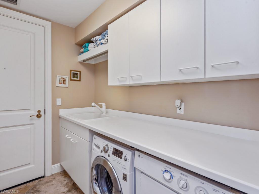 Marco Island, Florida, 34145, United States, 3 Bedrooms Bedrooms, ,4 BathroomsBathrooms,Residential,Active,1841295