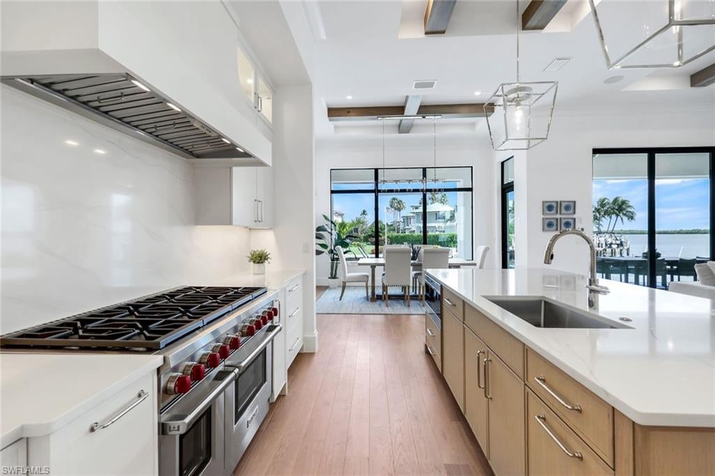 Marco Island, Florida, 34145, United States, 5 Bedrooms Bedrooms, ,6 BathroomsBathrooms,Residential,Active,1898031